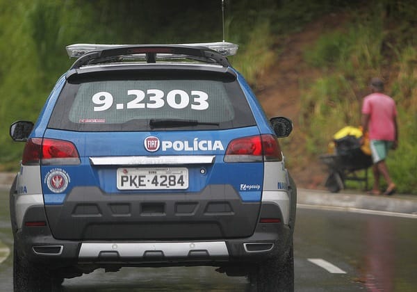 Após perseguição, dois suspeitos de sequestro morrem em confronto com PM