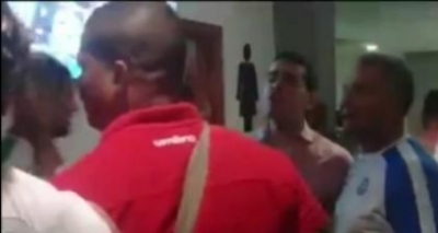 Presidente do Bahia discute com jogador do São Paulo e chama Vitória de “time pequeno”