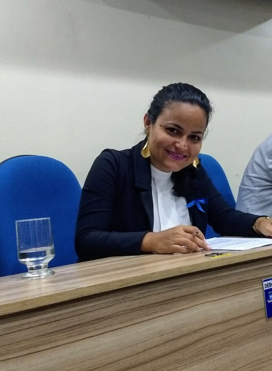 Débora Regis solicita melhorias para rua do Jardim Atalaia em Itinga