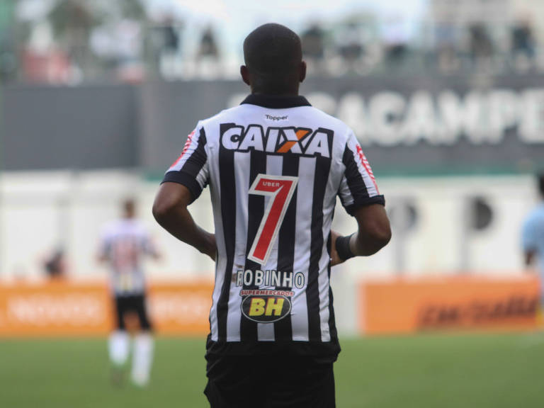 Após condenação por estupro na Itália, Robinho começa temporada sem clube