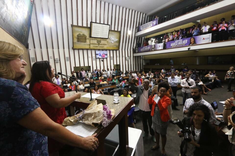Prefeita e presidenta da Câmara homenageadas na Assembleia Legislativa